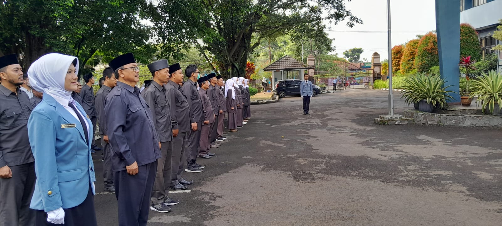 Program Studi Magister PGSD Mengikuti Upacara Rutin Kampus UPI di ...